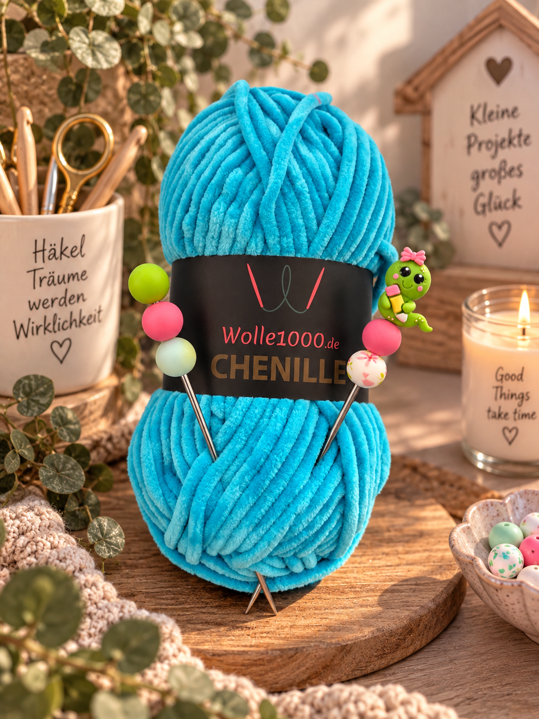 Amigurumi - Embroidered Elephant Bow