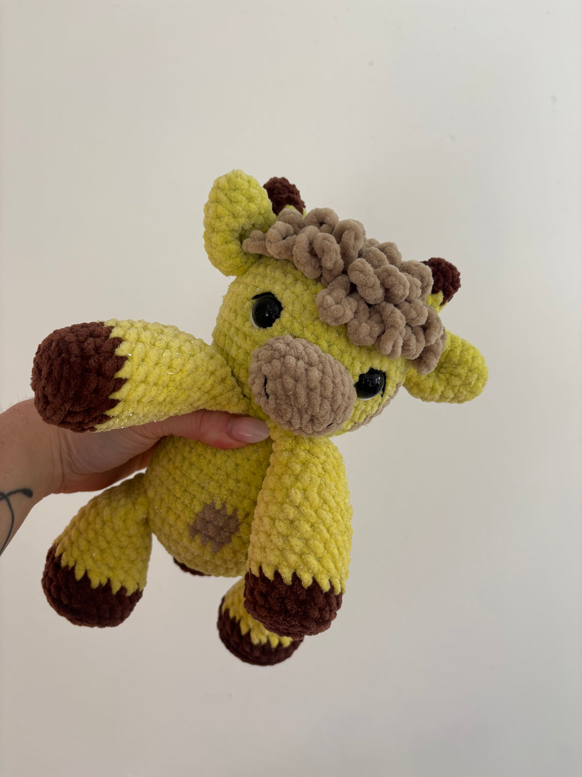 Gehäkeltes Kuscheltier – Giraffe „Gina“