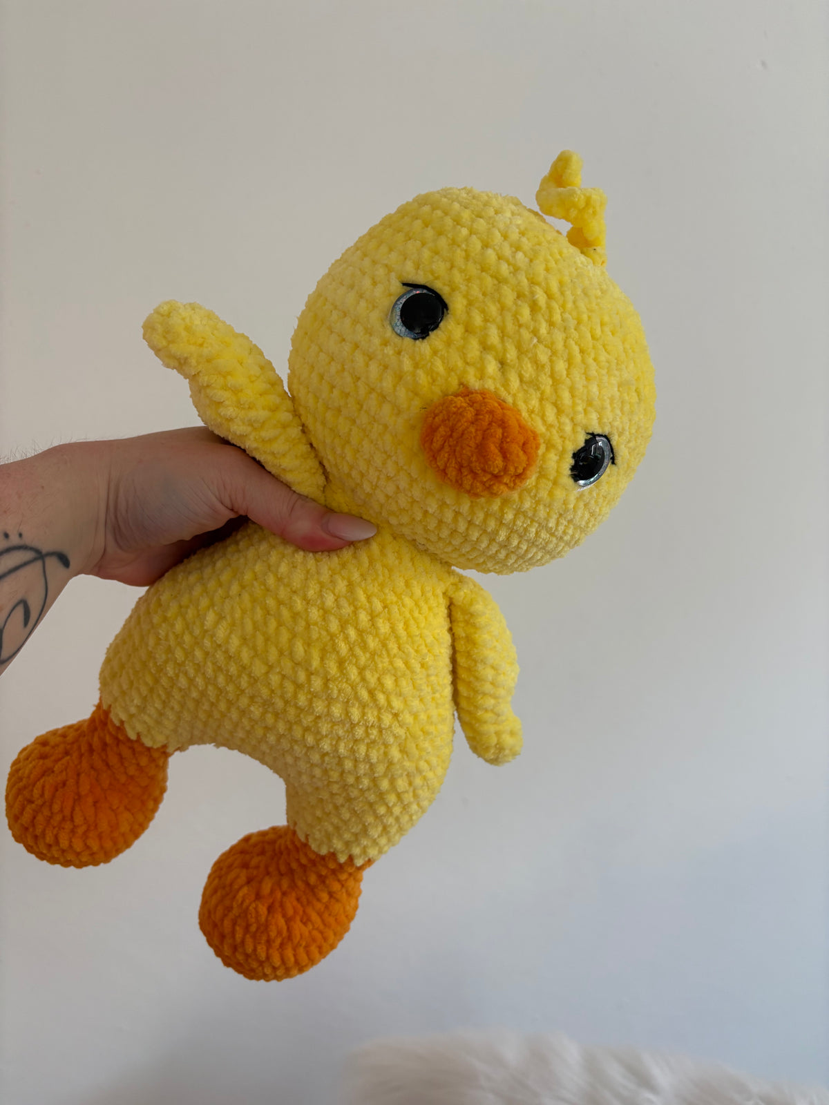 Gehäkeltes Kuscheltier – Ente „Lotti"