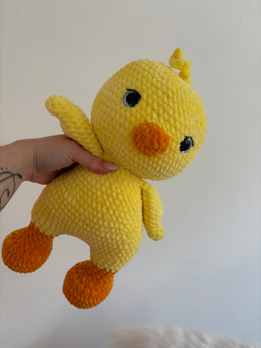 Gehäkeltes Kuscheltier – Ente „Lotti"